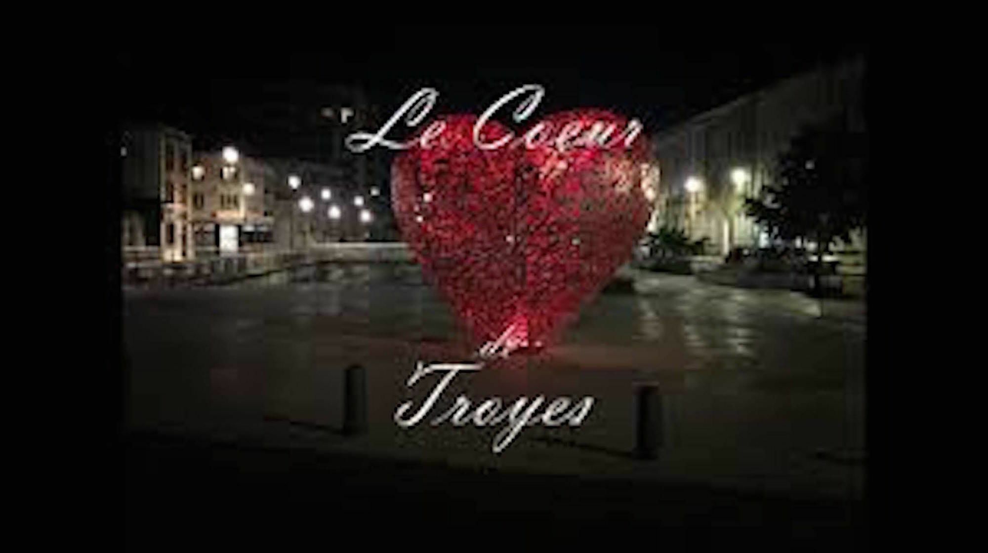 Logis Hotel Du Cirque Troyes Centre Historique Exterior foto